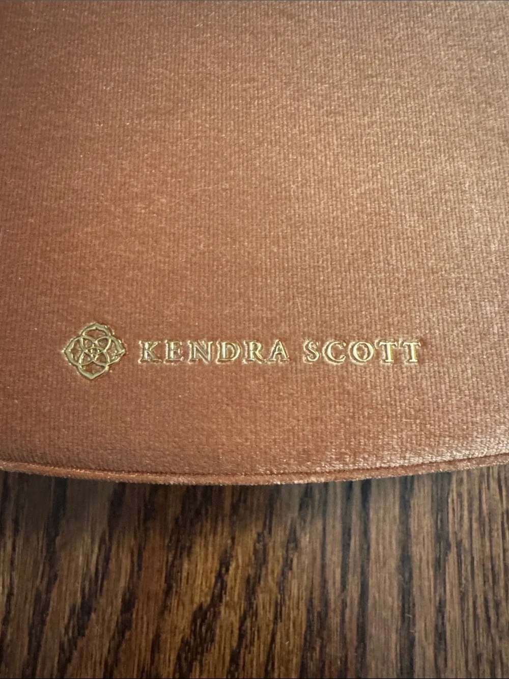 Kendra Scott jewelry box